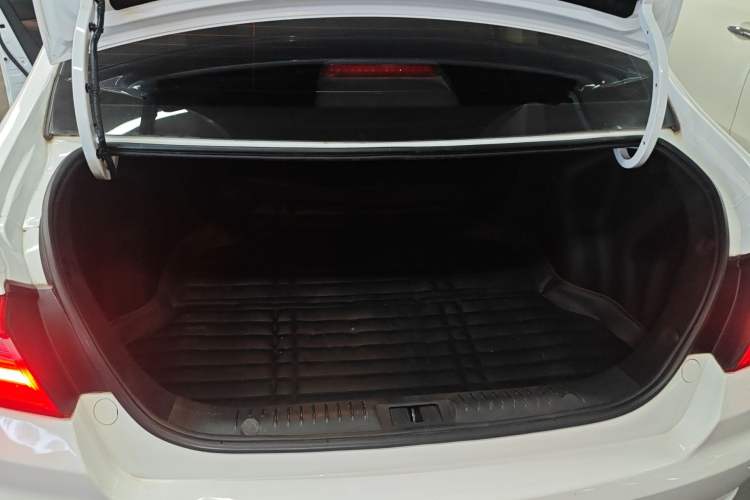 Used Geely Auto Vision 2018 1.5L Automatic Prestige Model Trunk