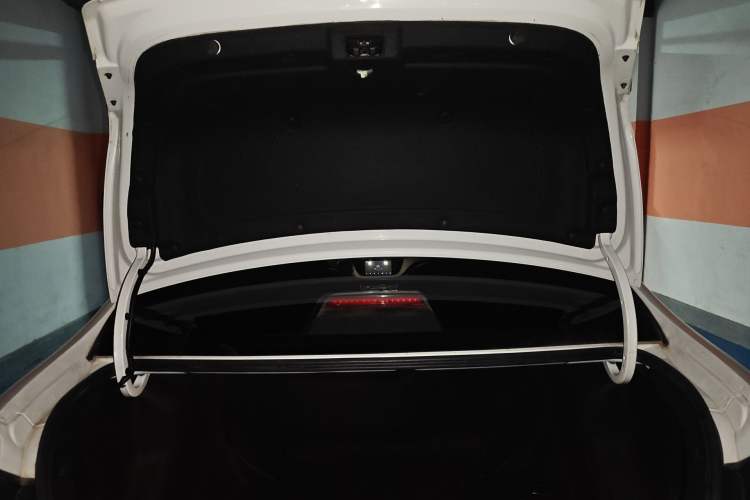 Used Geely Auto Vision 2018 1.5L Automatic Happiness Edition Trunk