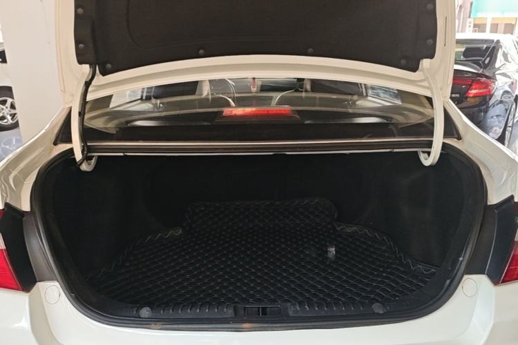 Used Geely Auto Vision 2018 1.5L Manual Happiness Edition Trunk