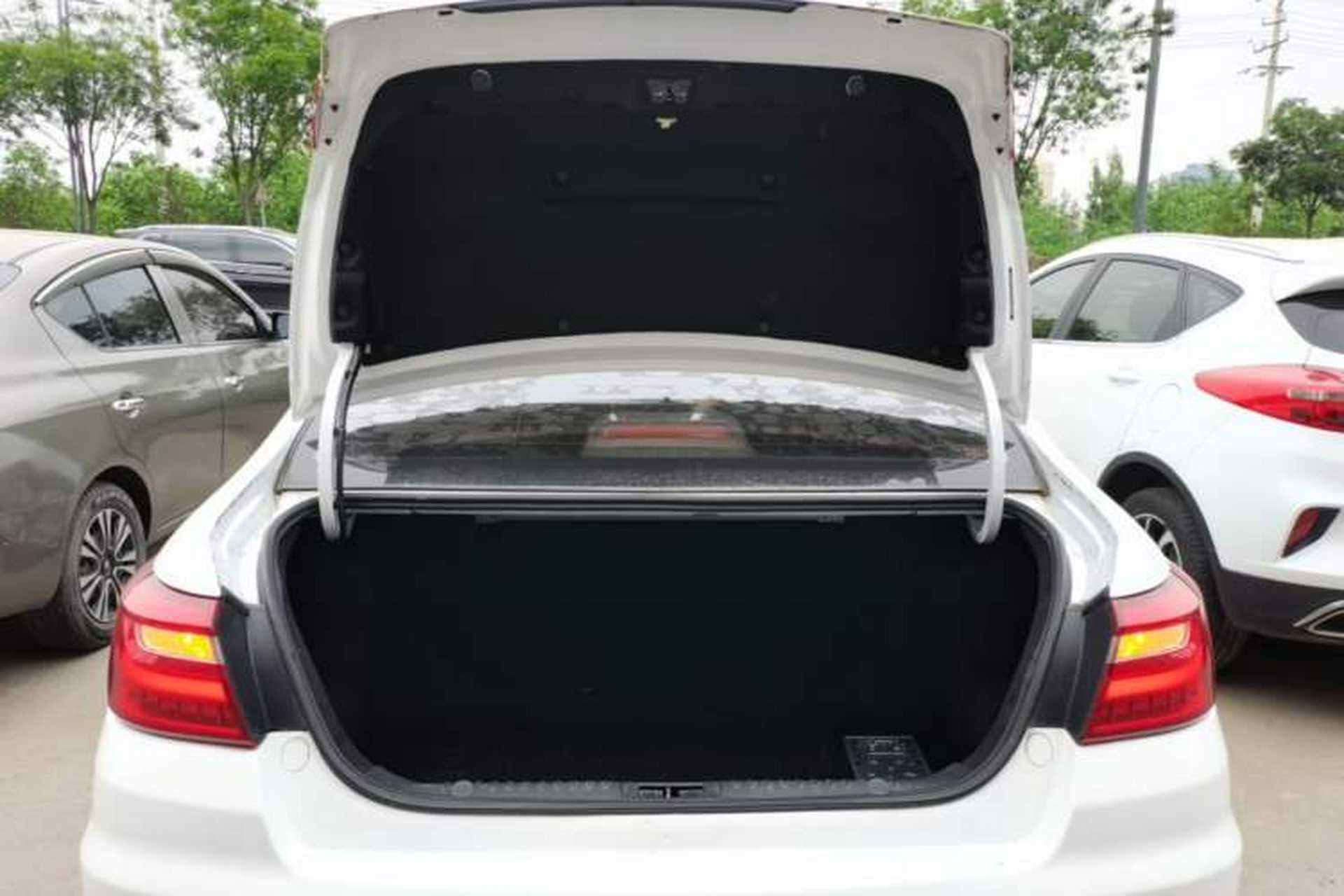 Used Geely Auto Vision 2018 1.5L Manual Happiness Edition Trunk