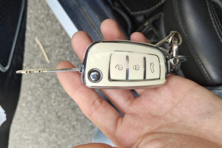 Used Geely Auto Vision 2018 1.5L Manual Happiness Edition Vehicle Key