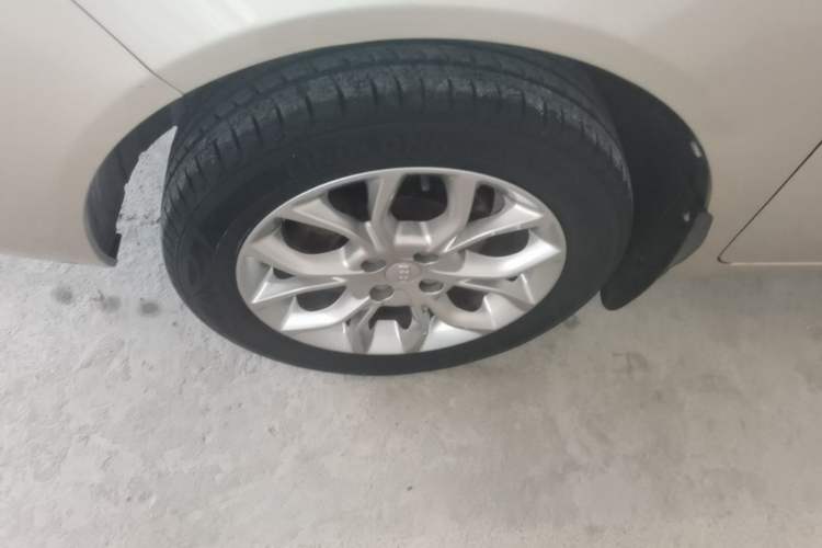 Used Geely Auto Vision 2018 1.5L Manual Happiness Edition Exterior 4