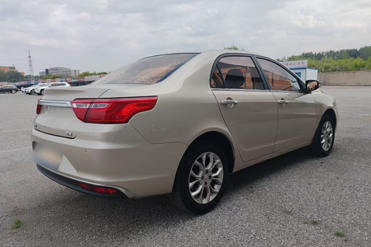 Used Geely Auto Vision 2018 1.5L Manual Happiness Edition Exterior 5