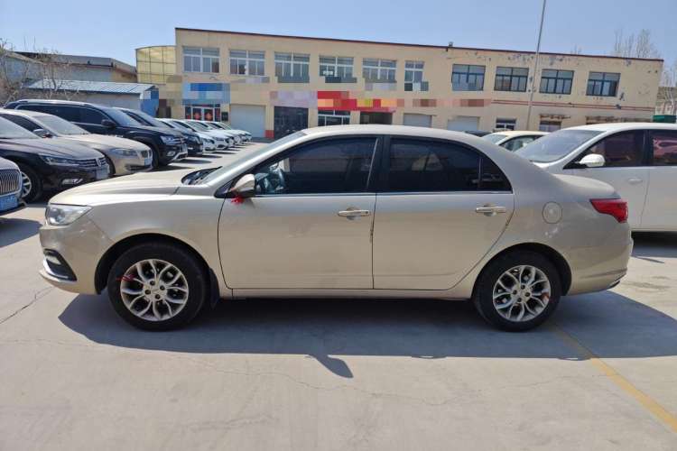 Used Geely Auto Vision 2018 1.5L Manual Happiness Edition Exterior 5