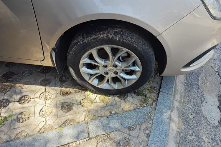 Used Geely Auto Vision 2018 1.5L Automatic Prestige Model Exterior 7