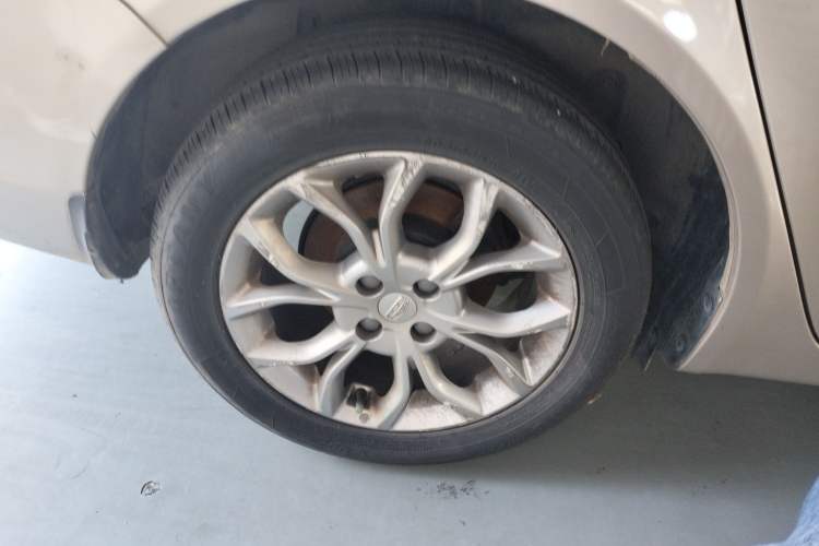 Used Geely Auto Vision 2018 1.5L Manual Happiness Edition Exterior 8