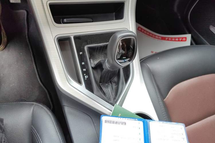 Used Geely Auto Vision 2018 1.5L Automatic Prestige Model Gear Lever