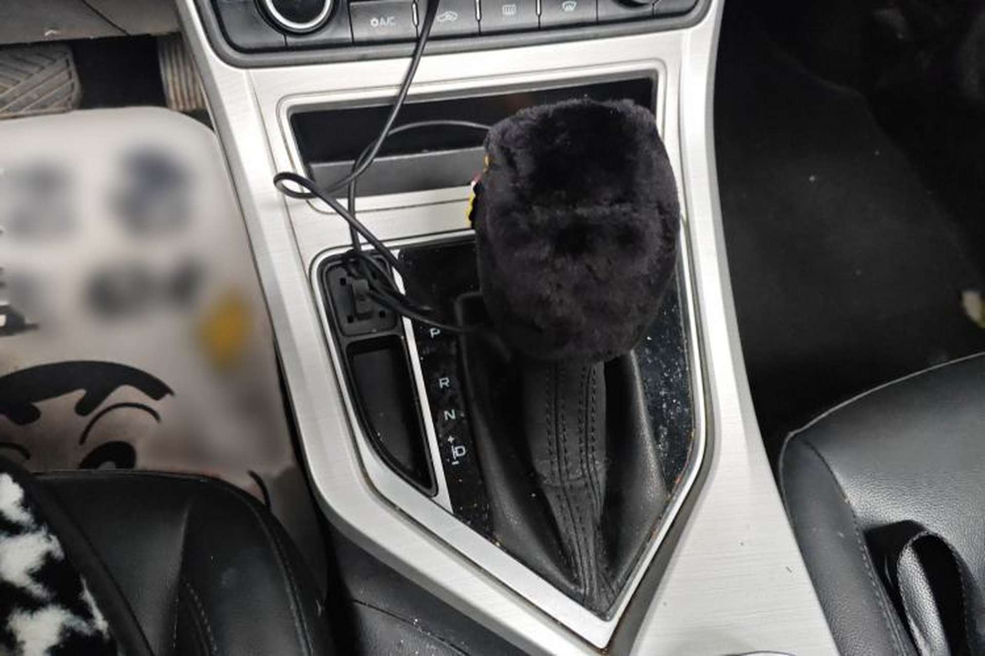 Used Geely Auto Vision 2018 1.5L Automatic Happiness Edition Gear Lever
