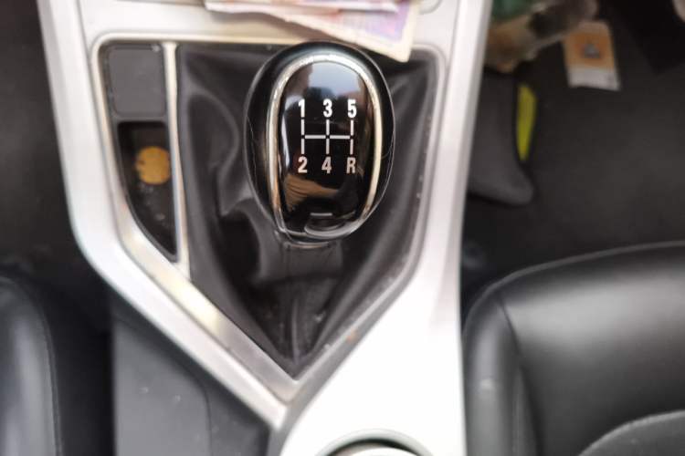 Used Geely Auto Vision 2018 1.5L Manual Happiness Edition Gear Lever