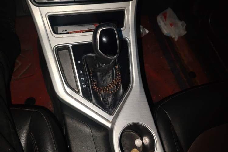 Used Geely Auto Vision 2018 1.5L Automatic Prestige Model Gear Lever