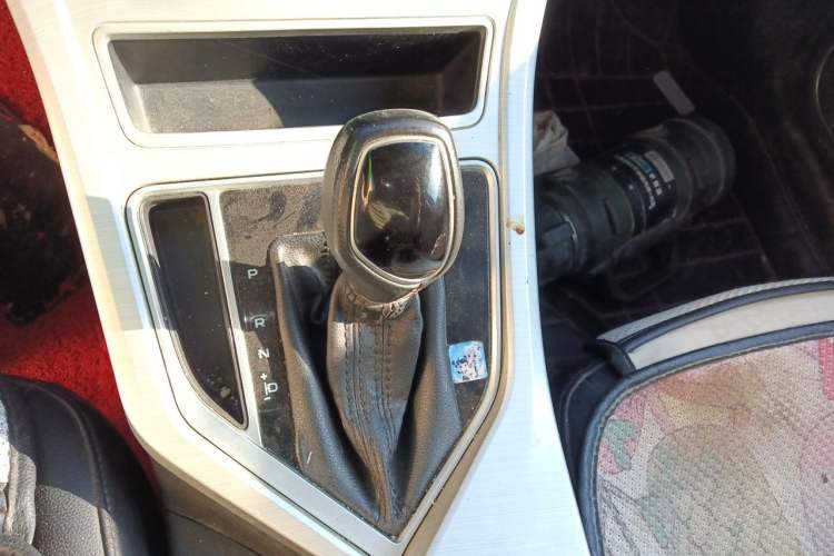 Used Geely Auto Vision 2018 1.5L Automatic Prestige Model Gear Lever