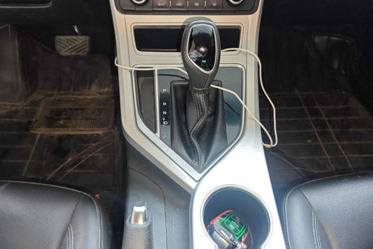 Used Geely Auto Vision 2018 1.5L Automatic Happiness Edition Gear Lever