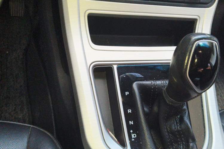 Used Geely Auto Vision 2018 1.5L Automatic Prestige Model Gear Lever