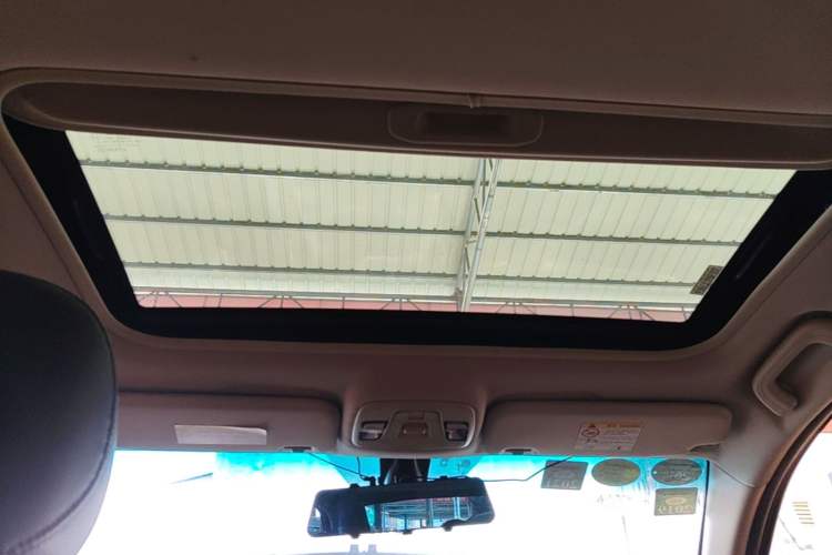 Used Geely Auto Vision 2018 1.5L Automatic Happiness Edition Headliner