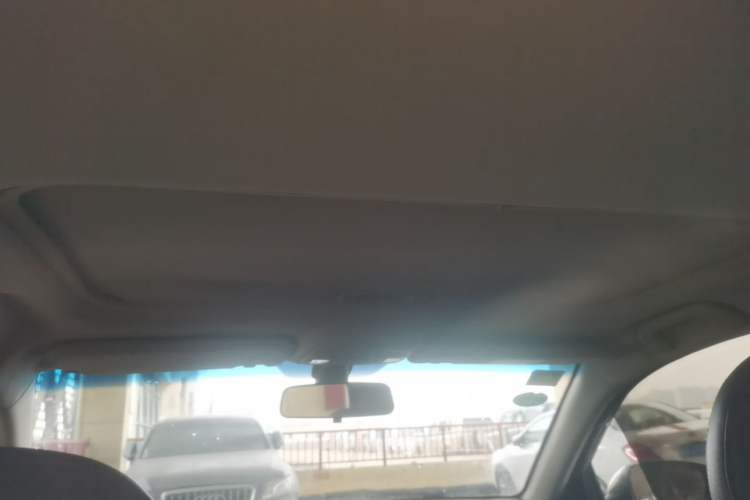 Used Geely Auto Vision 2018 1.5L Manual Happiness Edition Headliner