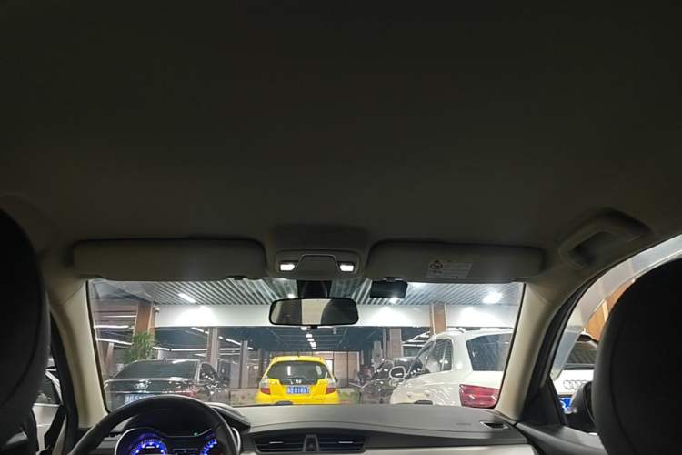 Used Geely Auto Vision 2018 1.5L Manual Happiness Edition Headliner