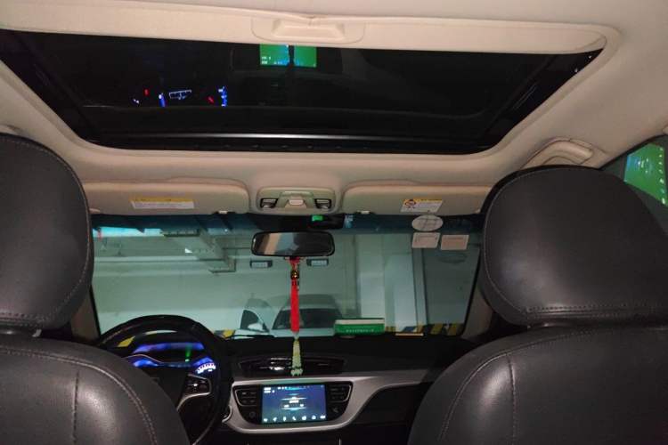 Used Geely Auto Vision 2018 1.5L Automatic Happiness Edition Headliner