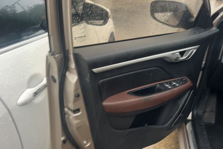Used Geely Auto Vision 2018 1.5L Automatic Prestige Model Interior 12