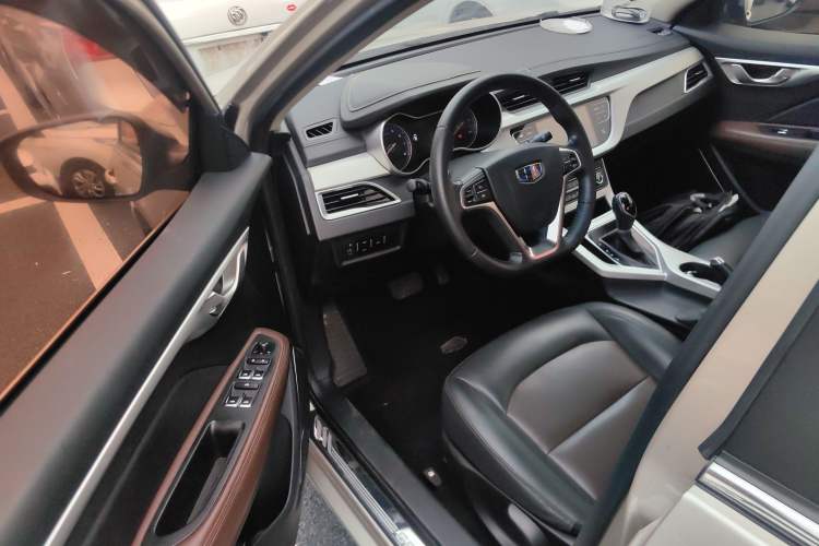 Used Geely Auto Vision 2018 1.5L Automatic Prestige Model Interior 3