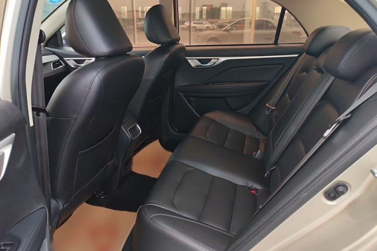 Used Geely Auto Vision 2018 1.5L Manual Happiness Edition Interior 3