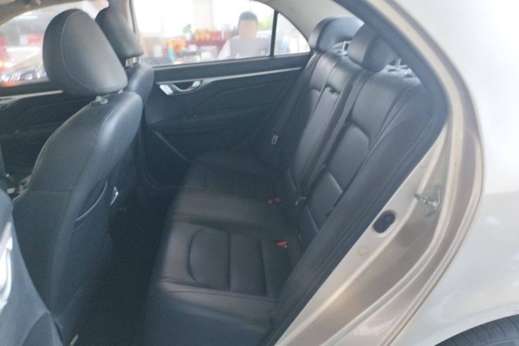 Used Geely Auto Vision 2018 1.5L Manual Happiness Edition Interior 4
