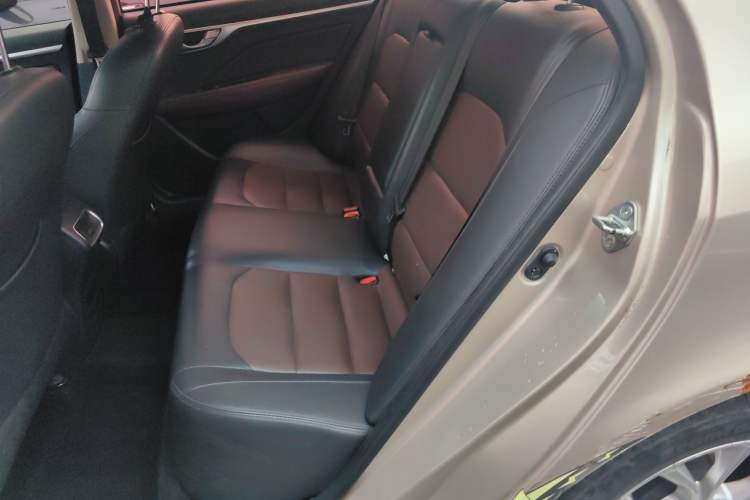 Used Geely Auto Vision 2018 1.5L Automatic Prestige Model Interior 4