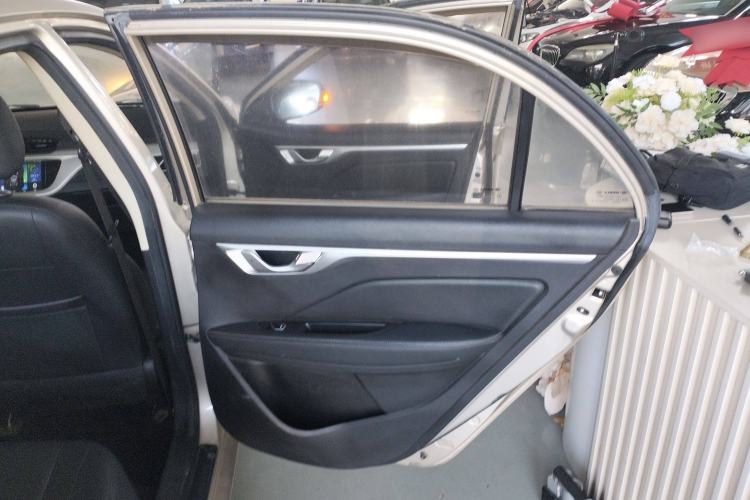 Used Geely Auto Vision 2018 1.5L Manual Happiness Edition Interior 6