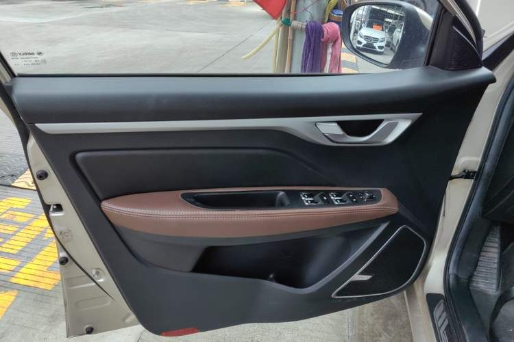 Used Geely Auto Vision 2018 1.5L Automatic Prestige Model Left Front Door Interior