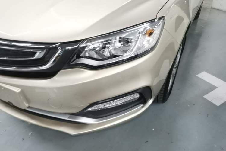 Used Geely Auto Vision 2018 1.5L Automatic Prestige Model Left Front Headlight