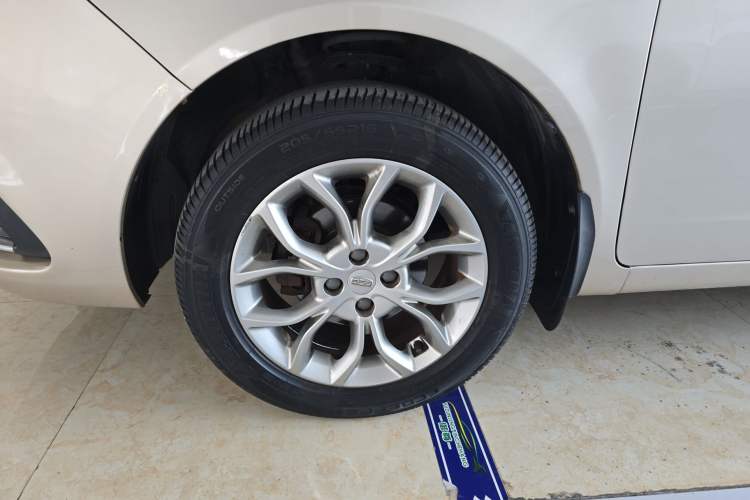 Used Geely Auto Vision 2018 1.5L Manual Happiness Edition Left Front Wheel Hub