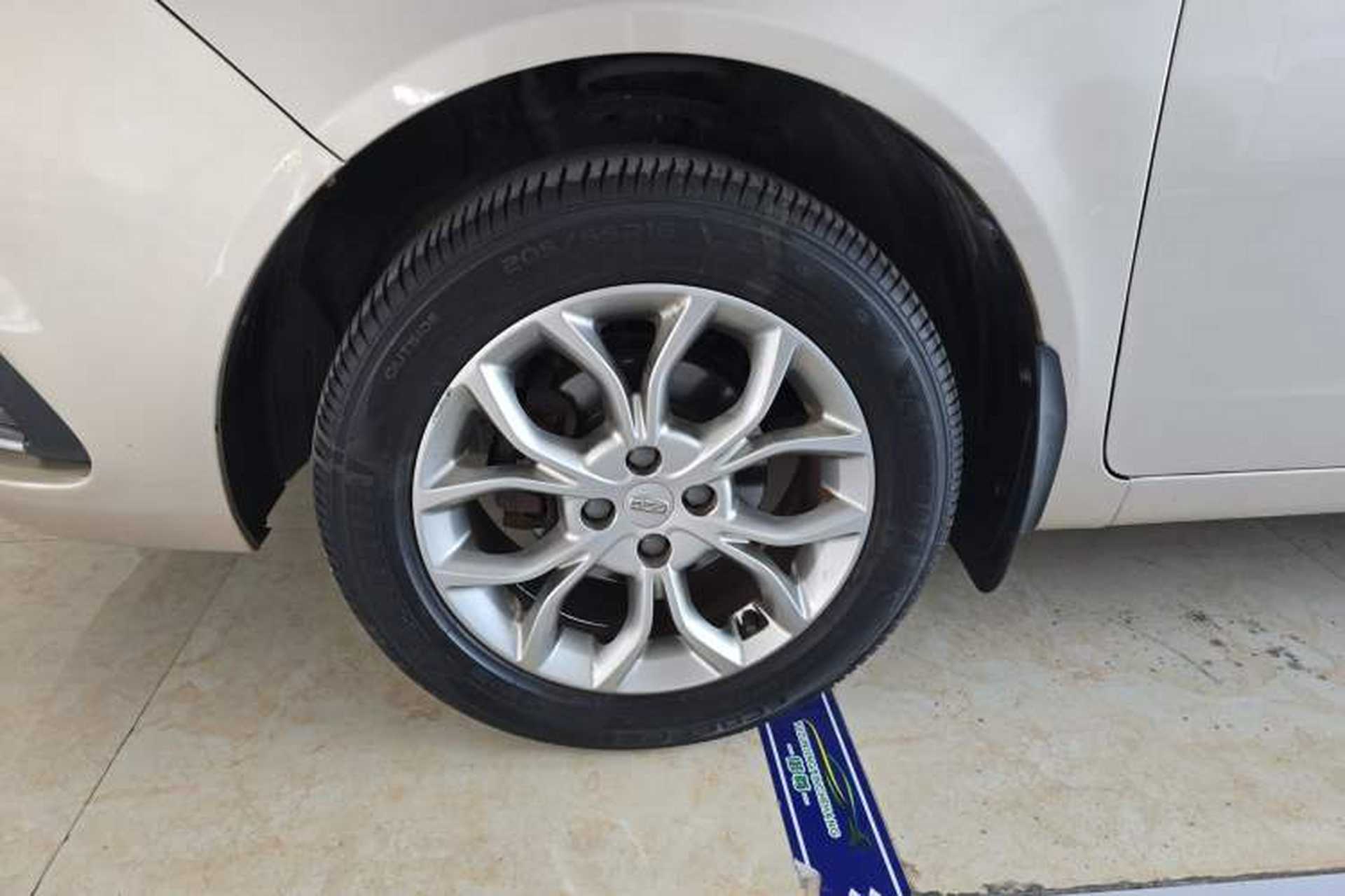 Used Geely Auto Vision 2018 1.5L Manual Happiness Edition Left Front Wheel Hub