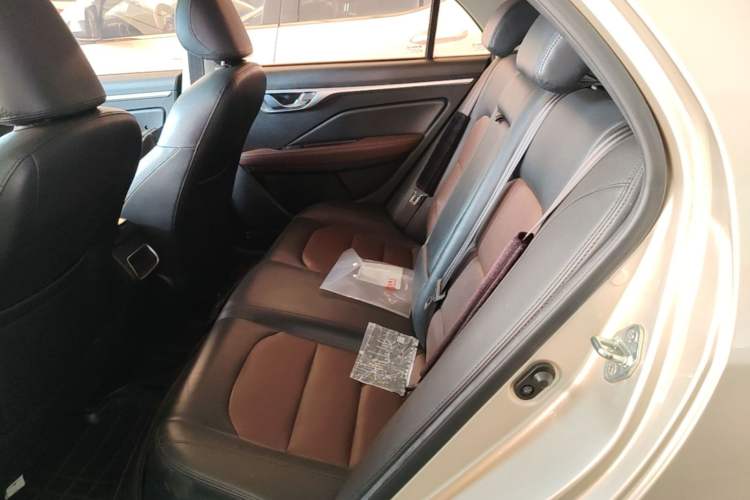 Used Geely Auto Vision 2018 1.5L Automatic Happiness Edition Left Rear Seat