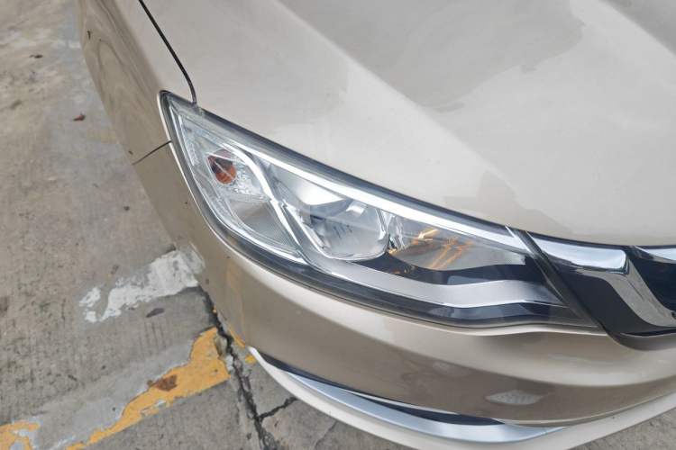 Used Geely Auto Vision 2018 1.5L Automatic Happiness Edition Right Front Headlight