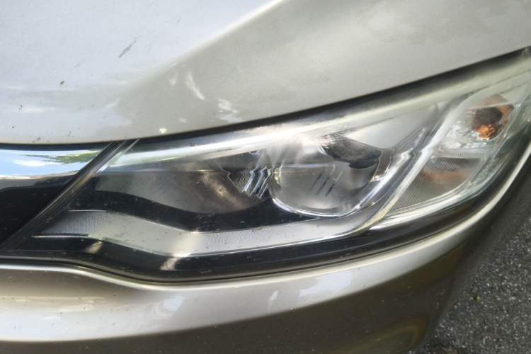 Used Geely Auto Vision 2018 1.5L Automatic Prestige Model Right Front Headlight