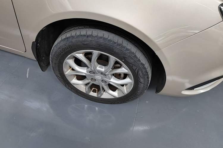 Used Geely Auto Vision 2018 1.5L Manual Happiness Edition Right Front Wheel Hub