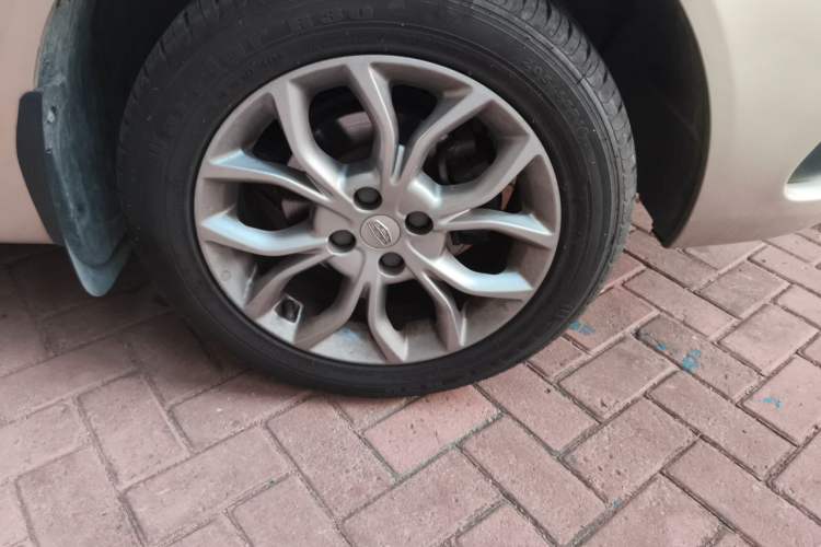 Used Geely Auto Vision 2018 1.5L Manual Happiness Edition Right Front Wheel Hub
