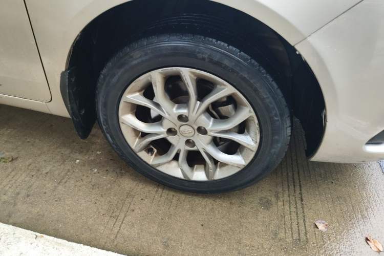 Used Geely Auto Vision 2018 1.5L Manual Happiness Edition Right Front Wheel Hub