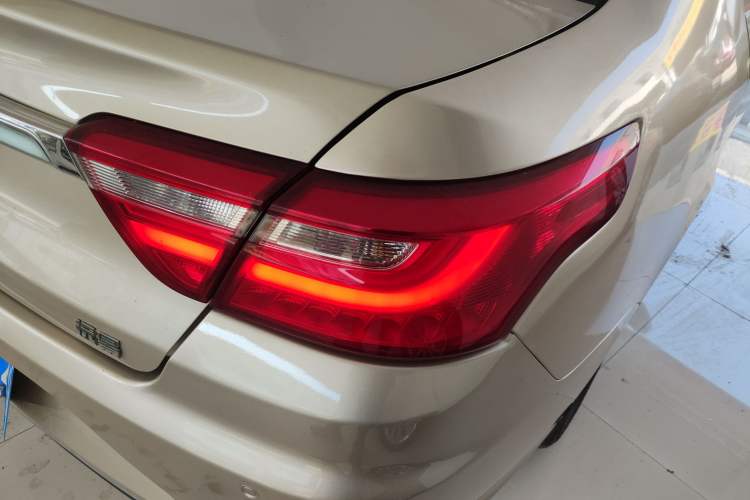 Used Geely Auto Vision 2018 1.5L Automatic Happiness Edition Right Rear Taillight