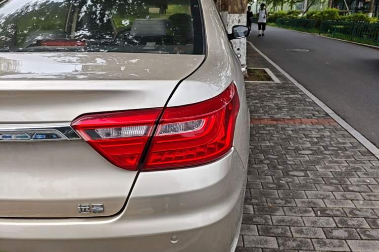 Used Geely Auto Vision 2018 1.5L Manual Happiness Edition Right Rear Taillight