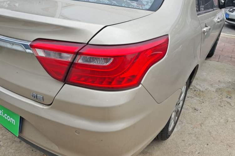 Used Geely Auto Vision 2018 1.5L Automatic Prestige Model Right Rear Taillight