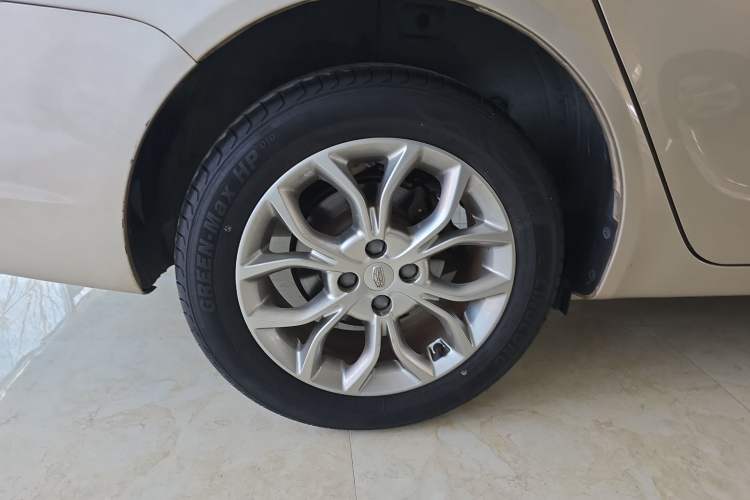 Used Geely Auto Vision 2018 1.5L Manual Happiness Edition Right Rear Wheel Hub