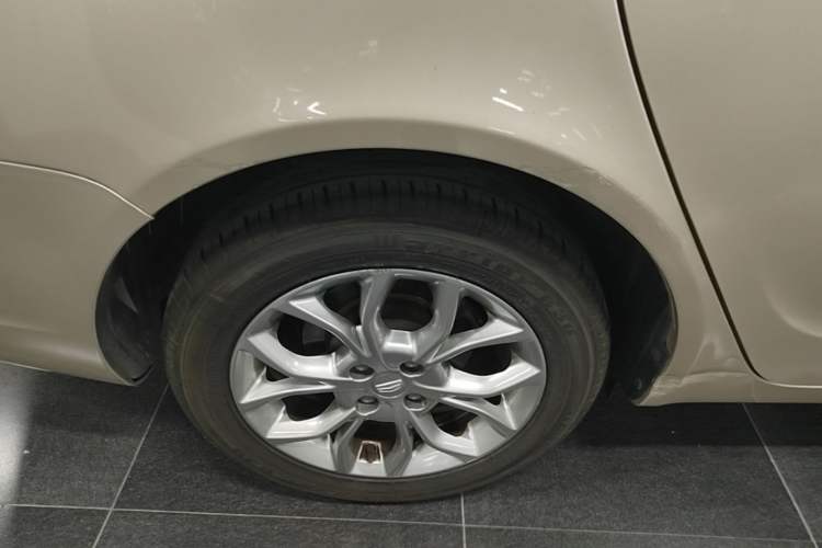 Used Geely Auto Vision 2018 1.5L Manual Happiness Edition Right Rear Wheel Hub