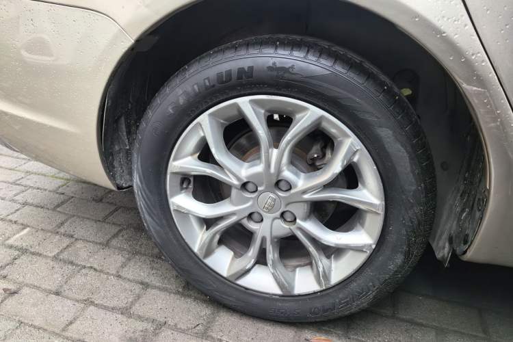 Used Geely Auto Vision 2018 1.5L Automatic Happiness Edition Right Rear Wheel Hub