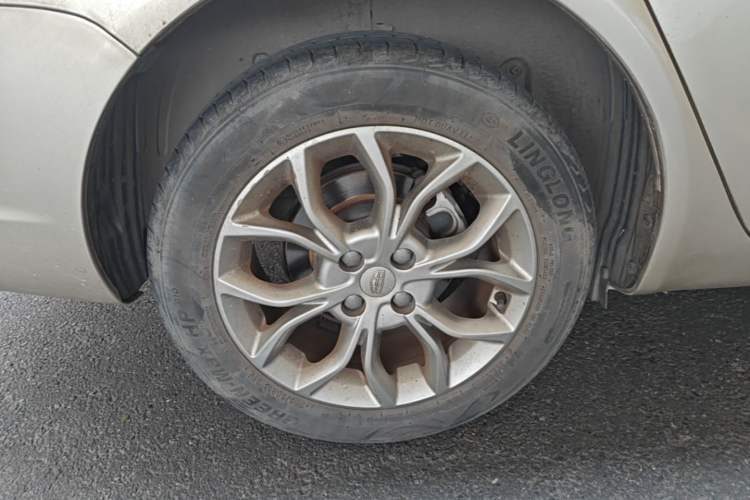 Used Geely Auto Vision 2018 1.5L Manual Happiness Edition Right Rear Wheel Hub
