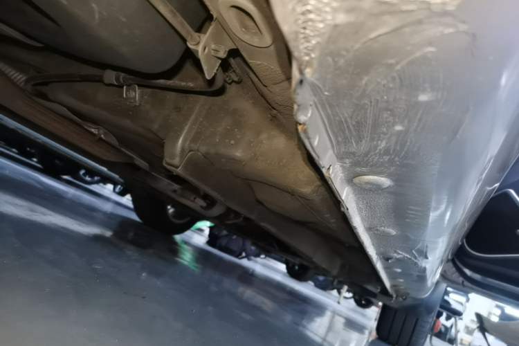 Used Geely Auto Vision 2018 1.5L Automatic Prestige Model Right Side Sill