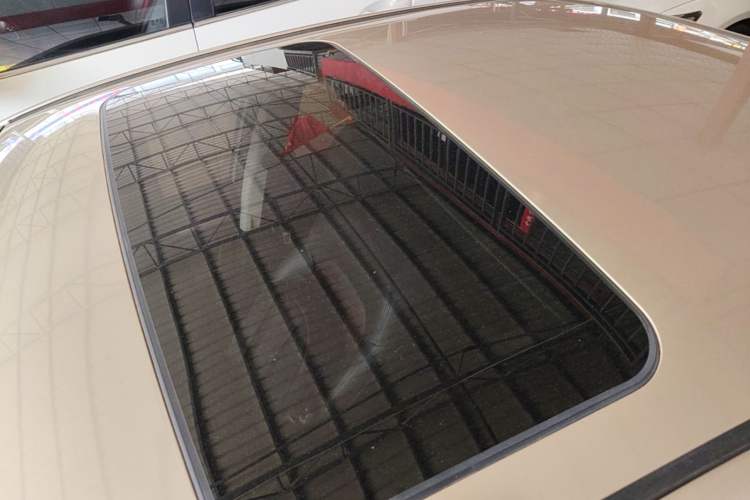 Used Geely Auto Vision 2018 1.5L Automatic Happiness Edition Roof