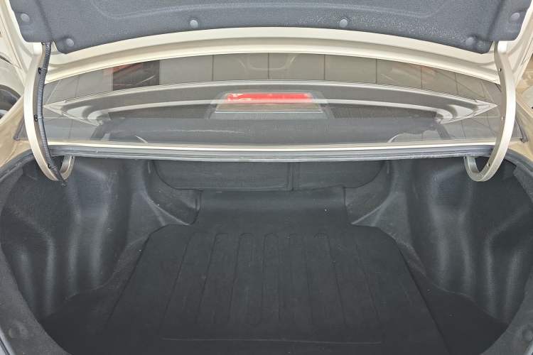 Used Geely Auto Vision 2018 1.5L Manual Happiness Edition Trunk