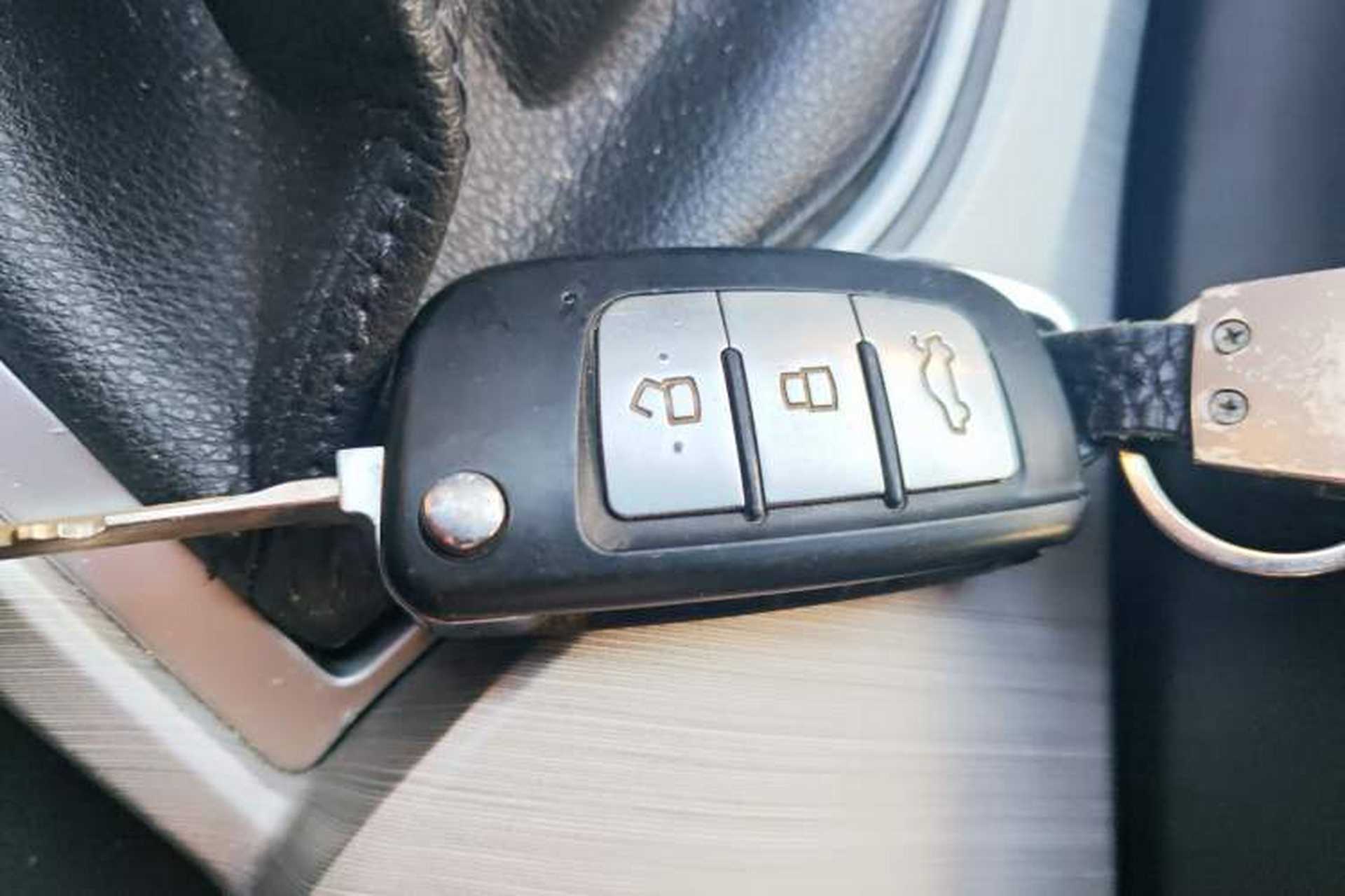 Used Geely Auto Vision 2018 1.5L Manual Happiness Edition Vehicle Key