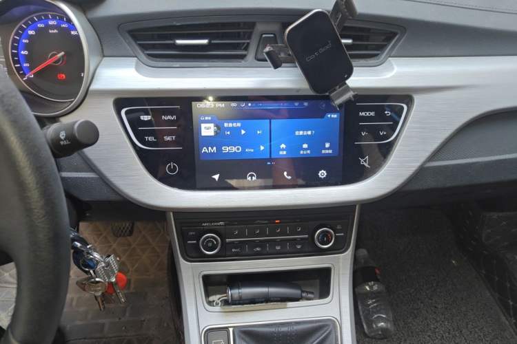 Used Geely Auto Vision 2019 Upgraded Model 1.5L Manual "Million Happiness" Edition China V Standard Audio And AC Panel