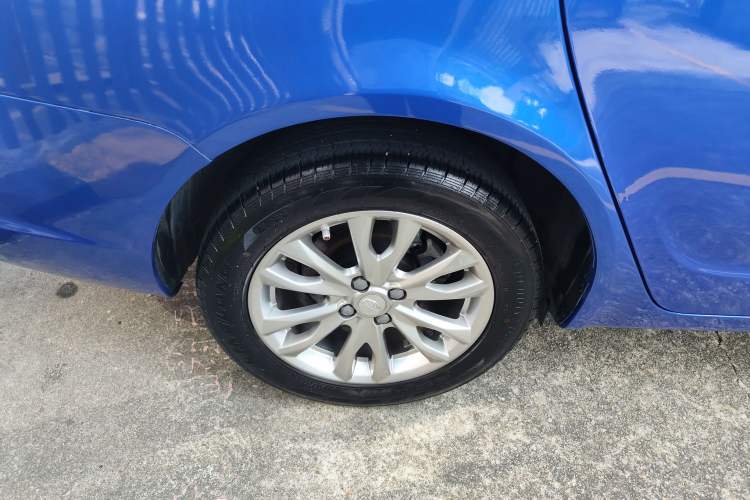 Used Geely Auto Vision 2019 Upgraded Model 1.5L CVT Prestige Version China VI Standard Exterior 8